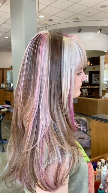 𝕵𝖆𝖘𝖒𝖎𝖓𝖊 𝕭𝖑𝖆𝖈𝖐𝖇𝖊𝖆𝖗 on Instagram: "Neapolitan ice cream transformation vid 🥰 Color used @redkenpro @pravana   #neapolitanicecreamhair #chunkyhighlights #tricolorhighlights #pinkhighlights #blondehair #blondehighlights #dfwhairstylist #dallashairstylist #oneshothairawards #behindthechair #pravana #althairstylist #althair" Napoleon Ice Cream Hair Color, Neapolitan Hair Color, Neopaliton Hair, Hair Dye Inspiration, Neapolitan Hair, Ice Cream Hair, Dye Styles, Dream Salon, Neapolitan Ice Cream