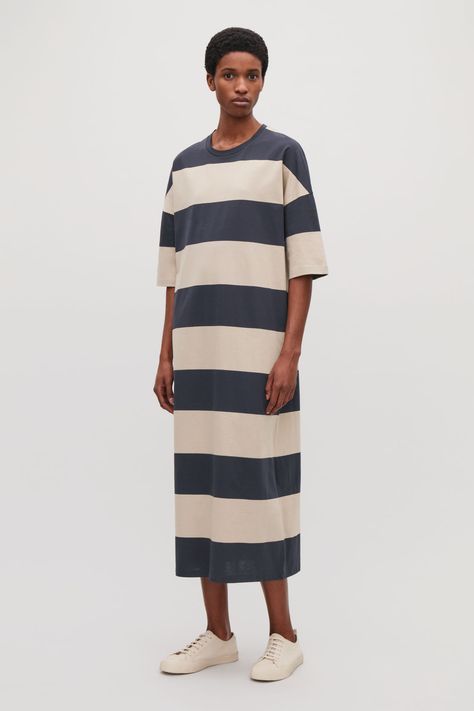 Long Jersey Dress, Striped T Shirt Dress, Navy Dress, White Shirts, Jersey Dress, Striped Dress, Casual T Shirts, T Shirt Dress, Short Tops