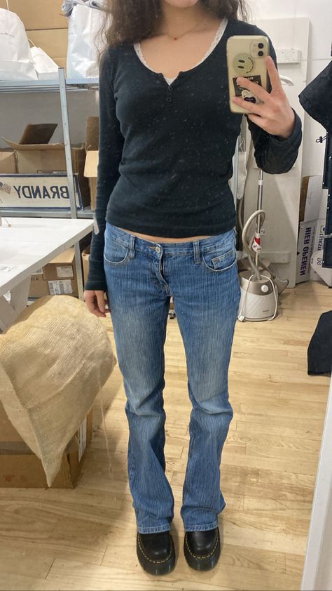 Lidwina Jeans Brandy, Flare Jeans 90s Outfit, Brandy Melville Bootcut Jeans, Kylie Jeans Brandy Melville, Eleanor Jeans Brandy Melville, Quinn Jeans Brandy Melville, Priscilla Pants Brandy Melville, Brielle 90s Jeans Brandy Melville, Brandi Melville Outfits