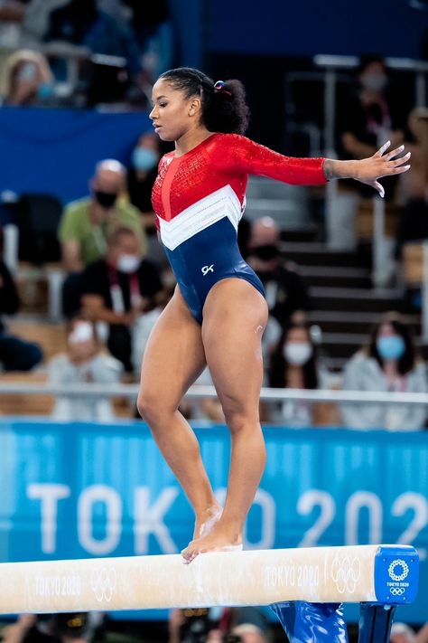 Jordan Chiles (USA) 🥈 Team • Tokyo 2020 Olympics #gymnastics Black Gymnast, Olympics Gymnastics, Jordan Chiles, Gymnastics Team, Usa Gymnastics, Gymnastics Pictures, 2020 Olympics, Olympic Gymnastics, Sport Gymnastics