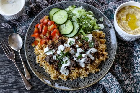 Pinoy Shawarma Rice - Ang Sarap Shawarma Recipe Beef, Shawarma Rice Recipe, Shawarma Recipes, Shawarma Rice, Beef Shawarma, Sweet Potato Ground Beef, Potato Ground Beef, Filipino Street Food, Spaghetti With Ground Beef