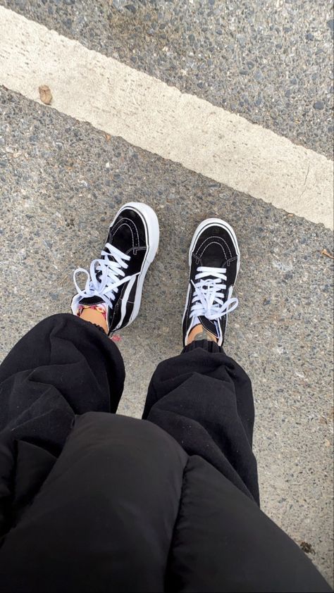 Vans Outfit Aesthetic, Platform Vans Outfit, Old Skool Vans Outfit, High Top Vans Outfit, Sk8 Hi Outfit, Vans Sk8 Hi Platform, Platform Outfit, Vans Aesthetic, Old Skool Platform