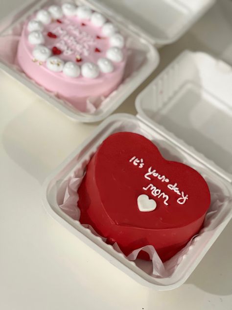 Bento cake | mothers day| red heart shape cake | sonicake | red cake Bento Cake For Mothers Birthday, Bento Cake Mothers Day, Red Heart Shape Cake, Cake Mothers Day, Heart Shape Cake, Shaped Cakes, Shape Cake, Red Cake, Heart Shaped Cakes