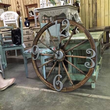 Wagon wheel clock... Wish this came with instructions! Wheel Clock, Diy Wand, Diy Wall Clock, Wooden Wheel, Wagon Wheel, Clock Decor, Western Decor, Repurposed Furniture, Diy Wall