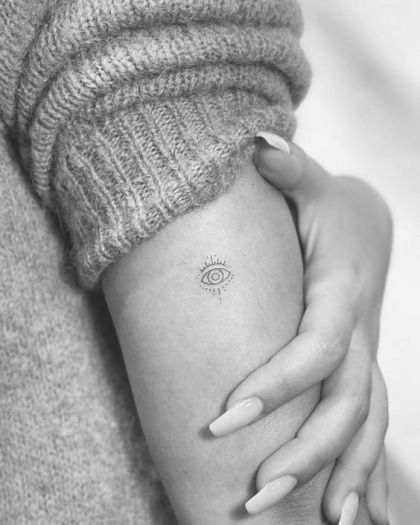 Third Eye Tattoos, Evil Eye Tattoo, Unalome Tattoo, Discreet Tattoos, Dainty Tattoos, Tattoo Designs And Meanings, Subtle Tattoos, Eye Tattoo, Little Tattoos