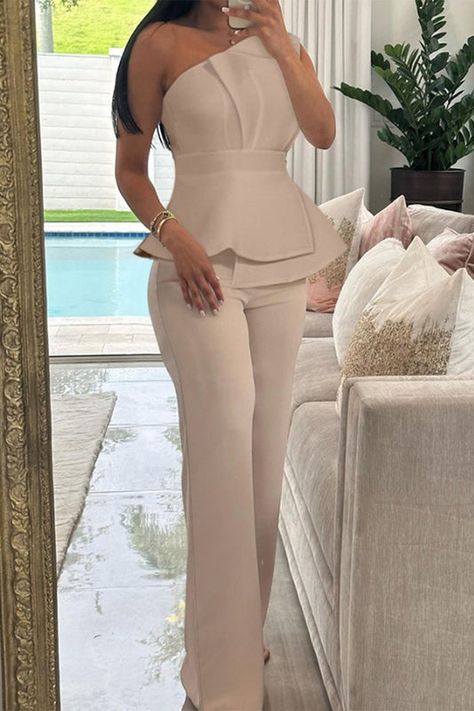 Womens Casual Suits, Sleeveless Suit, Ruched Top, Women Outfit, Looks Chic, Ankle Length Pants, 2024 Fashion, One Shoulder Tops, Solid Clothes