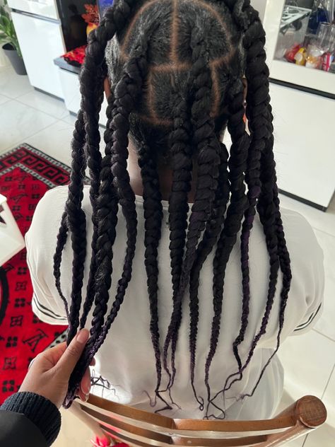 Knotless extra large 😍 ⏱ 3heures 💇🏾‍♀️ 3 paquets de meches EZBraid Large Boohoo Knotless, Extra Large Knotless Braids, Extra Large Knotless, Big Knotless Braids, Large Knotless Braids Hairstyles, Big Knotless, Large Knotless Box Braids, Large Knotless, Braiding Hairstyles