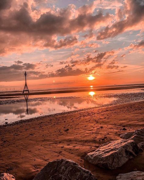 Crosby Beach - Liverpool Crosby Beach, Beach View, Beach Sunset, Beautiful World, Liverpool, Birds, Collage, Pins, Quick Saves