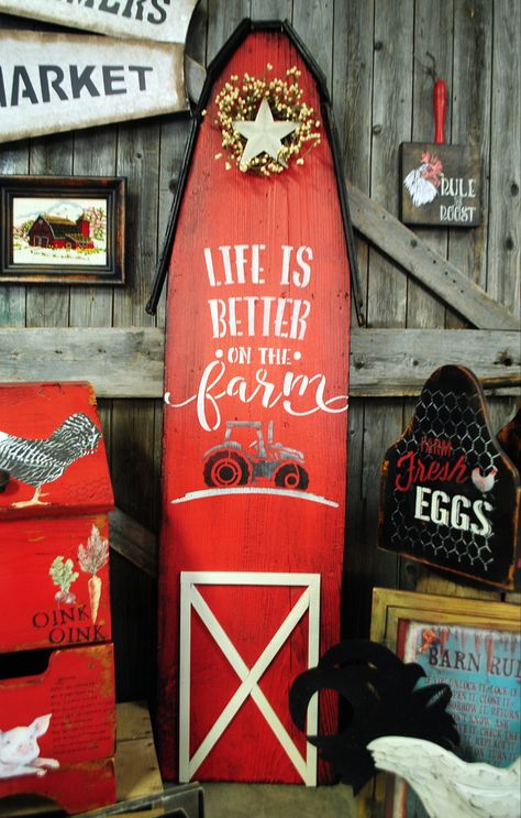 Wood Board Christmas Signs, Barnwood Porch Signs, Bike Yard Art, Porch Sitters Wood Crafts, Wood Projects Painting, Farm Wood Signs, Diy Farmhouse Porch Decor, Outdoor Wood Signs Diy, Farmhouse Outdoor Decor Ideas