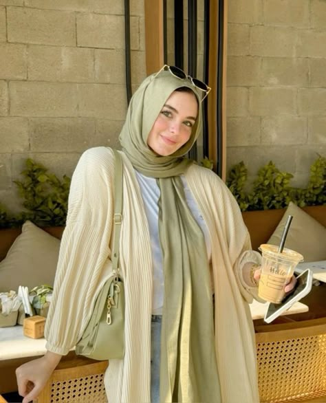 summer spring modest hijabi outfit hijab inspiration Hijab Fashion Inspiration Summer 2024, Hijab Summer Outfits 2024, Hijab Style For Summer, Modest Photoshoot Ideas, Hijabi Summer Fits, Summer Outfit Hijab, Hijabi Outfits Summer, Summer Hijabi Outfits, Hijab Fashion Inspiration Casual