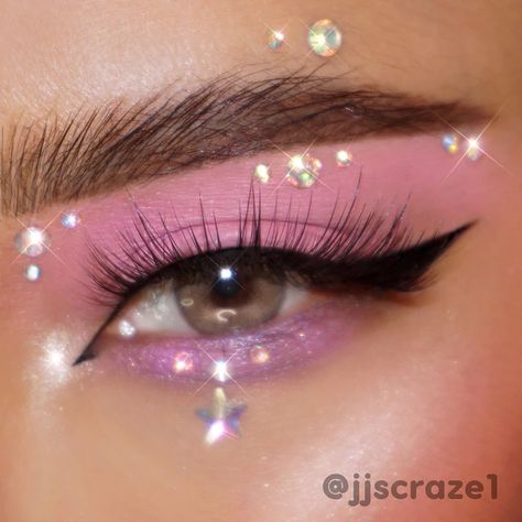 Fitness Barbie, Face Rhinestones, Face Crystals, Rhinestone Makeup, Rave Makeup, Barbie Makeup, Face Jewels, Eye Makeup Designs, Creative Eye Makeup