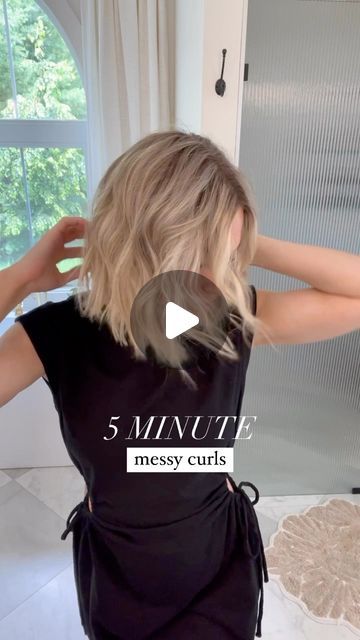 Rylee Jade on Instagram: "MY GO TO 5 MINUTE MESSY CURLS! This looks never fails me, the messier the better. DON’T OVERTHINK IT & don’t hold the iron on your hair for too long. That’s it!😍   IRON: @conair 1 inch Infiniti Pro  SPAY: @livingproofinc Full Dry Volume Blast ➡️OUTFIT & PRODUCTS are linked on my @shop.ltk https://liketk.it/4erU4  #hair #tutorial #shorthair #mediumlengthhair #curl #howto #hairstyle #hairtutorial #look #5minute #quick #easy #blonde #blondehair #chop #summerchop" From Long To Medium Length Hair, Maternity Hairstyles Short Hair, Short Hair Evening Styles Classy, Bridesmaid Hair Styles For Short Hair, How To Curl Medium Length Hair Tutorial, Curls Without Curling Iron, Hot Iron Curls Tutorials, Curling Layered Hair Tutorial, Hair Up Ideas For Medium Hair