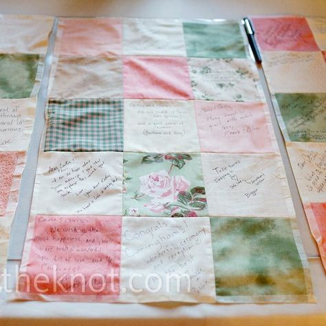 Quilt Guest Book, Wedding Guest Quilt, Guest Book Quilt, Wedding Guest Book Quilt, Wedding Quilts, Creative Guest Book, Bridal Shower Guest Book, Courtyard Wedding, Wedding Quilt