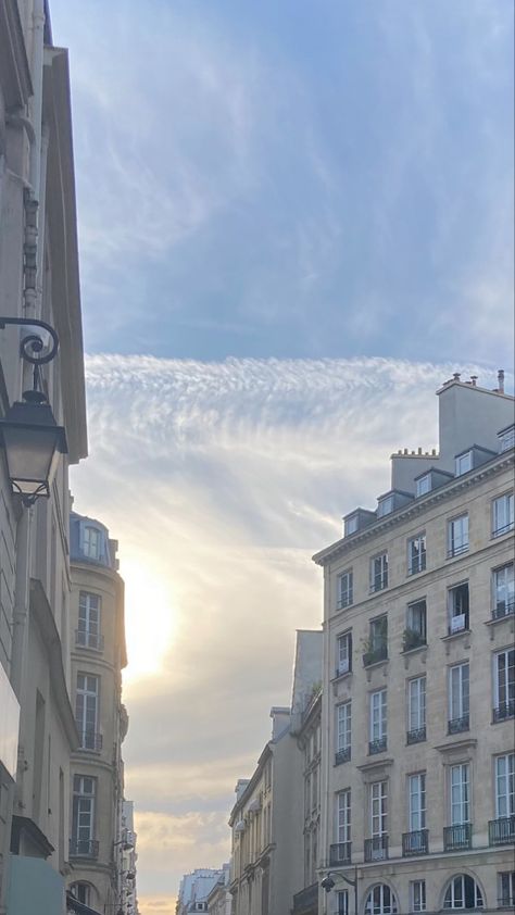 Photo Du Ciel, Ciel Aesthetic, Photo Ciel, Place Aesthetic, Story Insta, Aesthetic Images, Blue Aesthetic, Blue Sky, Paris