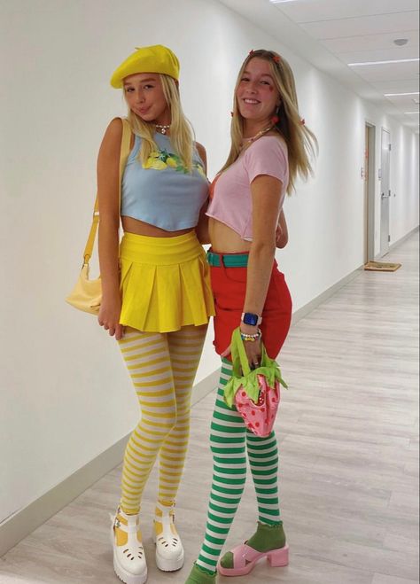 Duo Halloween Costumes Two Blondes, Mom Basic Halloween Costumes, Women’s Duo Halloween Costumes, Blonde And Ginger Costumes, Non Traditional Halloween Costumes, Two People Costumes Friends, Strawberry Shortcake College Costume, Redhead And Blonde Halloween Costume, 2 Blondes Halloween Costume