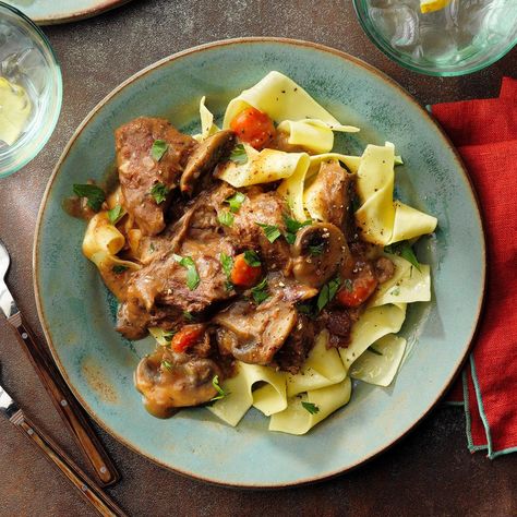 Tender cubes of beef are treated to a burgundy wine sauce and savory vegetables in Sherri Mott's robust entree. "I made this often when I worked full-time," she writes from New Carlisle, Indiana. "It's good over noodles or mashed potatoes." Beef Burgundy Slow Cooker, Beef Burgundy Recipe, Crockpot Favorites, Beef Burgundy, Nature Preschool, Beef Casseroles, Chuck Roast Recipes, Homemade Beef Stew, Main Entrees