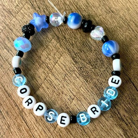 Corpse Bride Bracelet Corpse Bride Bracelet, Bride Bracelet, Kandi Ideas, Bracelet Craft, Bracelet Inspo, Bracelet Craft Diy, Kandi Bracelets, The Lorax, Aesthetic Things