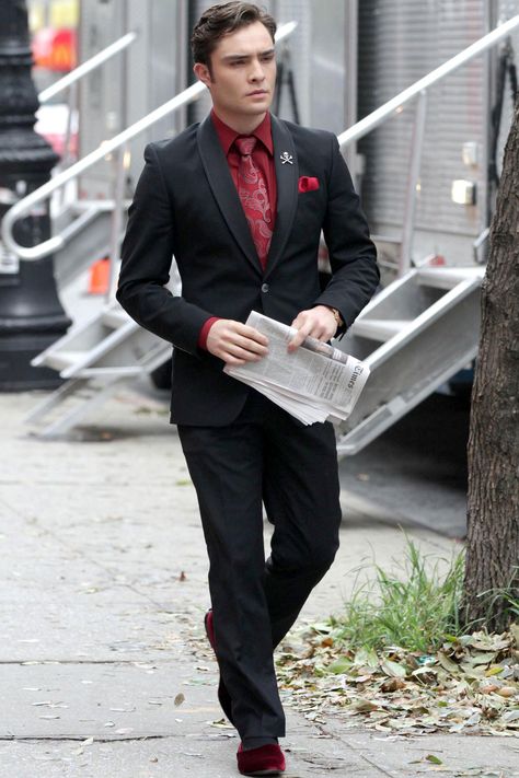 Chuck Bass Style, Chuck Bass Ed Westwick, Mode Gossip Girl, Estilo Gossip Girl, Dan Humphrey, Jenny Humphrey, A Man In A Suit, Nate Archibald, Chuck Blair