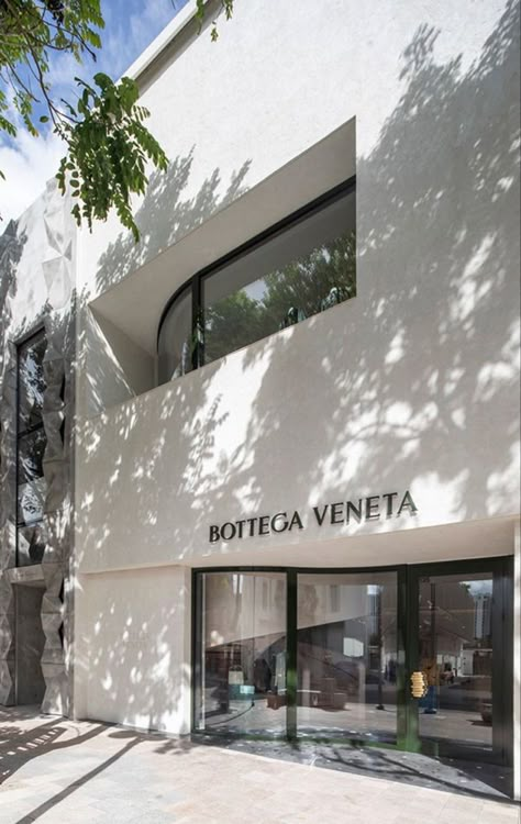 Bottega Veneta Interior, Dental Design Interior, Miami Design District, Shop Facade, Storefront Design, New Bottega, Reception Design, Clinic Design, Retail Store Design