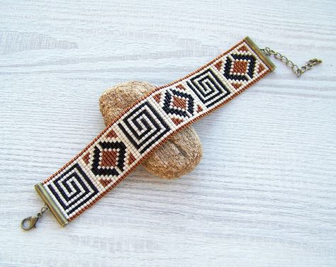 Greek Style Pattern Miyuki Delica Bracelet, Loom Beads Adjustable Bracelet, Loom Square Stitch Geometric Boho Seed Bead Flat Bracelet - Etsy Canada Delica Bracelet, Flat Bracelet, Bracelet Loom, Diy Bracelets With String, Seed Bead Bracelet Patterns, Beaded Hat Bands, Seed Bead Jewelry Patterns, Square Stitch, Bead Hair Accessories