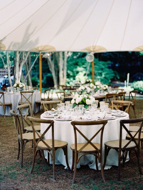 Rustic southern rehearsal dinner: http://www.stylemepretty.com/2016/08/11/classic-southern-rehearsal-dinner-in-charleston/ Photography: Ryan Ray - http://ryanrayphoto.com/ Charleston Rehearsal Dinner, Outdoor Rehearsal Dinner Decorations, Rehearsal Dinner Ideas, Wedding Rehearsal Dinner Decorations, Outdoor Rehearsal Dinner, Charleston Photography, Rehearsal Dinner Decorations, Wedding Green, Masculine Design