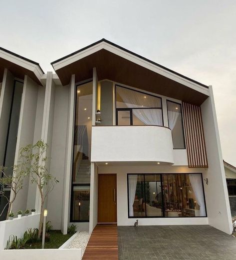 Modern Small House Design, Small House Design Exterior, House Design Exterior, Modern House Facades, Architect Design House, Modern Exterior House Designs, Minimal House Design, Duplex House Design, Minimalist House Design