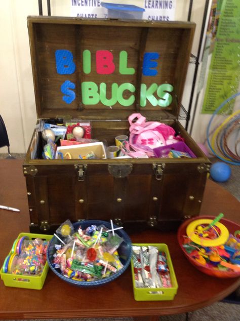 Bible School Room Decorations, Bible School Classroom Decor, Sunday School Themes Classroom, Bible Bucks Store Ideas, Sunday School Room Decor Ideas, Children Ministry Rooms Decor, Preschool Sunday School Classroom Decor, Sunday School Gifts For Kids, Sunday School Classroom Set Up