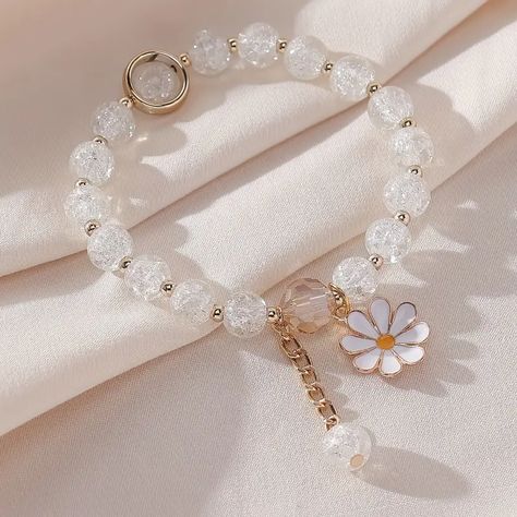 Summer Style Cracked Glass Beaded Daisy Pendant Bracelet Elastic Hand String For Women Girls - Temu White Beads Bracelet, Beaded Things, Daisy Pendant, Glass Bead Bracelet, Floral Bracelet, Tassel Bracelet, Beaded Pendant Necklace, Floral Pendant, Bridesmaid Bracelet