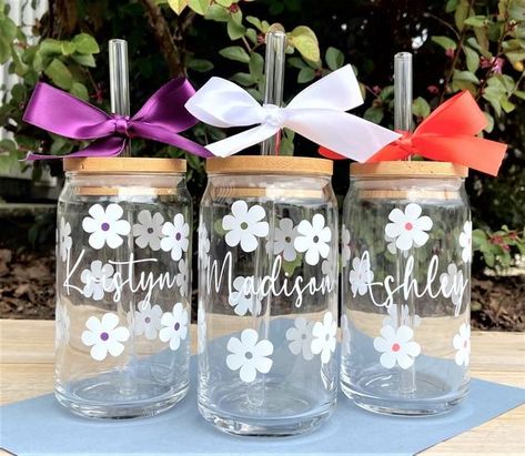 The vibrant colors make me smile every time I use it Tea Party Gift Ideas, Personalized Glass Cups, Cricut Tumbler, Glass Tumbler Design, Beer Glass Cups, Coffee Cup With Lid, Custom Graduation Gift, Personalised Glasses, Cup With Lid And Straw