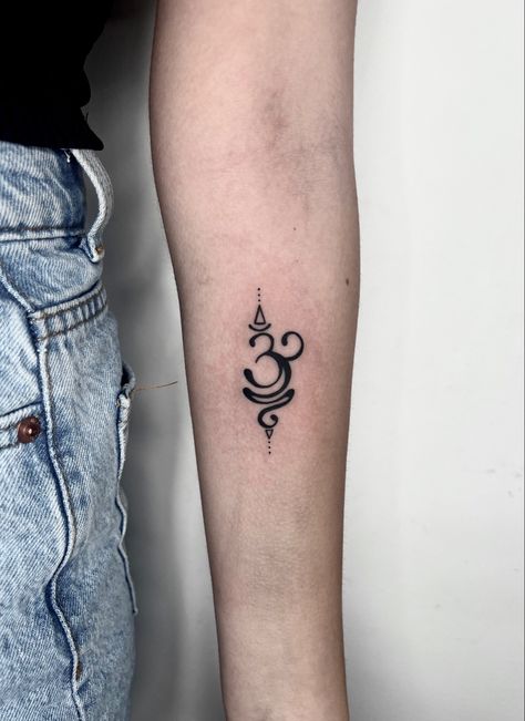 Optional image for the tattoo symbolizing "breathe" Sanskrit Tattoo Symbols, Breath Tattoo, Indian Symbols, Sanskrit Tattoo, Tattoo Symbols, A Symbol, Original Photo, Sanskrit, Tatting