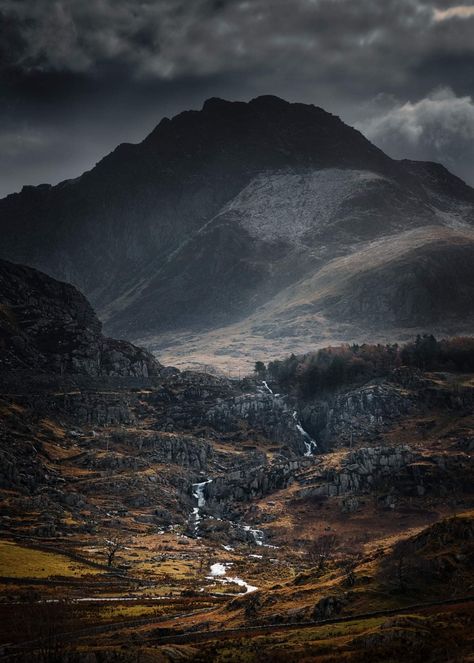 Welsh Mountains, Welsh Landscape, Countryside Photography, Black Mountain, North Wales, British Isles, Short Story, The Great Outdoors, Wales