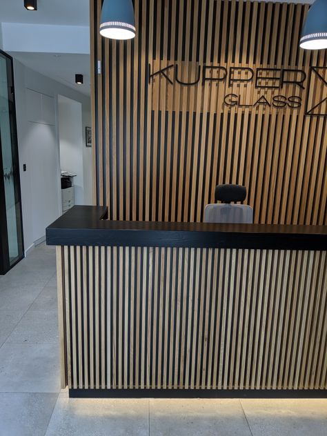 Lobby Furniture Design, Slat Reception Desk, Wood Slat Desk, Wood Slat Under Counter, Wood Slat Front Desk, Reception Desk Diy, Unique Reception Desks, Small Reception Desk, Lobby Decor