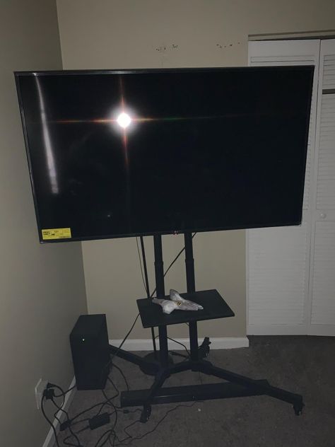 ~LG Smart Tv 60"   ~LG Subwoofer Sound Bar  ~Tv Stand   ~$350   ~Like New~ Tv 85 Inch, Flat Screen Tv Walmart, 50 Inch Tv, Samsung 85 Inch Tv, Bar Tv, Soundbar Tv, Samsung Qled Tv 8k 85 Inch, Lg Smart Tv, Sound Bar