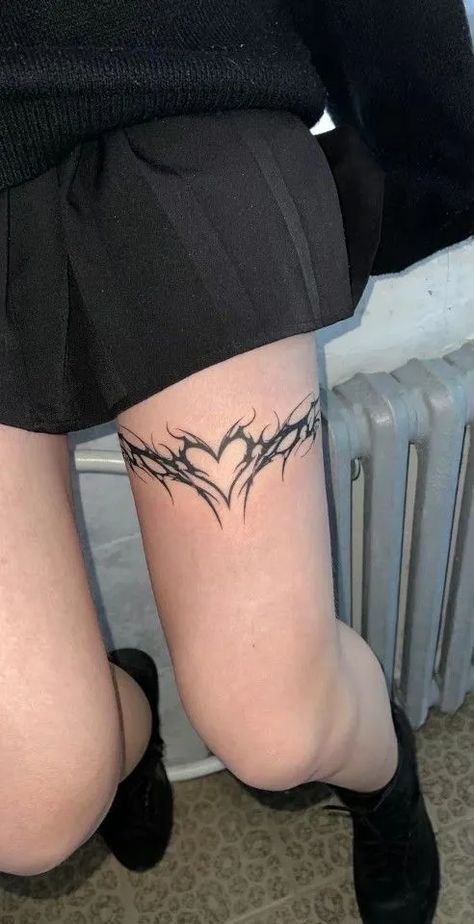 Muster Tattoos, Pretty Tattoos For Women, Leg Tattoos Women, Discreet Tattoos, Subtle Tattoos, Elegant Tattoos, Barbed Wire, Dope Tattoos, Simplistic Tattoos