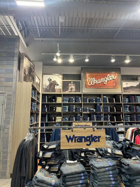 Wrangler Outfits, Wrangler Willow Jeans, Wrangler Printed Jeans, Wrangler Tshirt, Wrangler Westward 626 Jeans, Vintage Wrangler Shirt, Bootcut Jeans Outfit, Wrangler Jeans, Country Outfits