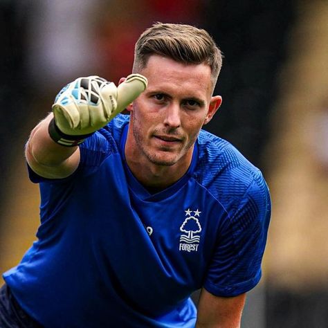 Forest Fan Page 🔴⚪️ on Instagram: "Dean Henderson appreciation post 🏴󠁧󠁢󠁥󠁮󠁧󠁿🤩 - 📲 Follow @NFFC_Daily for more Forest content!" Dean Henderson, Club Tops, Appreciation Post, Man United, Fan Page, Get One, Dean, The Man, Forest