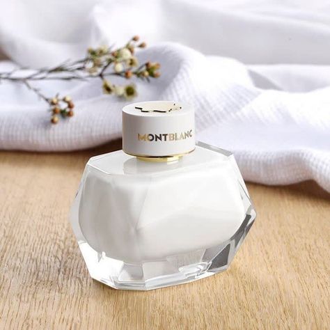 Monte Blanc Perfume, Montblanc Signature Perfume, Mont Blanc Signature Perfume, Montblanc Perfume, Mont Blanc Perfume, Perfume Content, Perfumes Collection, White Perfume, Spring Perfume