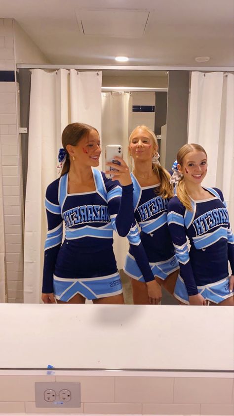 Sideline Cheer Uniforms, Duke Cheerleaders, Highschool Cheer Uniforms, Cute Cheer Photos, Cheer Outfits For School, Cheer Astethic, School Cheer Hairstyles, Cute Cheer Uniforms, Cheer Makeup High School