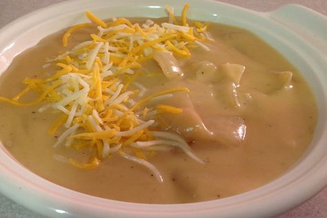 Outback Creamy Onion Soup Recipe, Creamy Onion Soup, Onion Soup Recipes, Food Contest, Onion Soup, Delicious Soup, Beef Broth, Restaurant Recipes, Wonton Soup