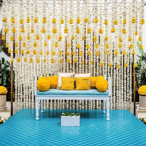 Breathtaking Marigold Decor Ideas Apt For Your At-Home Ceremony Pellikuthuru Decor, Haldi Decorations, Haldi Decoration Ideas, Haldi Ceremony Decorations, Ganpati Decor, Haldi Decoration, Mehendi Decor Ideas, Haldi Decor, Mehendi Decor