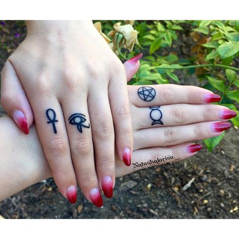 Hand tattoos. Wicca. Ankh. Eye of Maat. Eye of Horus. Pentagram. Triple Moon Goddess Ankh Finger Tattoo, Heart Ring Tattoo, Ma'at Tattoo, Triple Moon Tattoo, 22 Tattoo, Goddess Symbol, Tattoo Finger, Ring Tattoo, Occult Tattoo