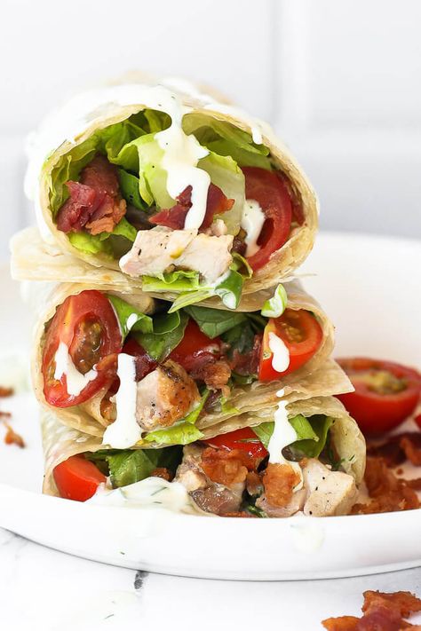 Grilled Chicken Bacon Ranch Wrap Bacon Ranch Wraps, Chicken Wrap Recipes Easy, Ranch Wraps, Chicken Wraps Healthy, Crispy Chicken Sandwich, Chicken Bacon Ranch Wrap, Lunch Ideas Easy, Chicken Blt, Chicken Wrap Recipes