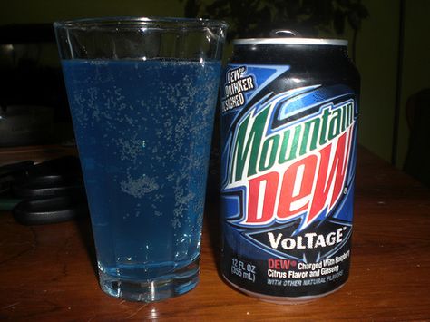 looks pretty snazzy when poured... right?! Mountain Dew Voltage, Mtn Dew, Nostalgia 2000s, Geeky Clothes, Scene Aesthetic, Midwest Emo, Last Ride, Rawr Xd, 2000s Nostalgia