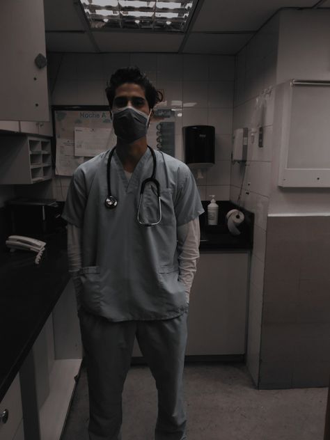 Male Nurse Aesthetic, Dream Doctor, Bound By Honor, Nurse Aesthetic, Male Doctor, Male Nurse, Medical School Motivation, Post Grad, Medical Assistant