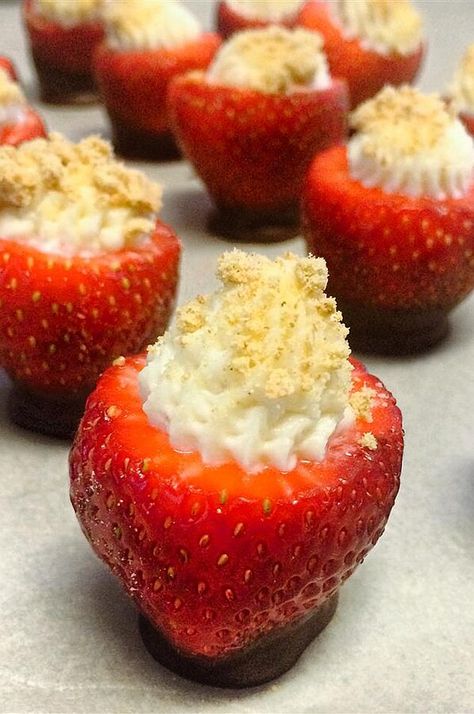 Strawberry Cheesecake Bites | "Wow! Delicious and a nice spin on chocolate covered strawberries!" #dessertrecipes #dessertideas #strawberries #strawberryrecipes #strawberrydesserts Strawberry Cheesecake Bites Recipe, Mini Strawberry Cheesecake, Strawberry Cheesecake Bites, Cheesecake Bites Recipe, Chocolate Covered Strawberry Recipe, Dessert Bites, Elegant Desserts, Cheesecake Bites, Cream Cheese Filling