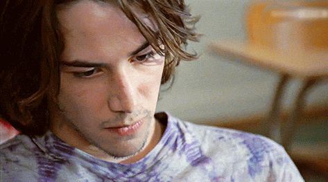 Keanu Reeves River's Edge, Keanu Reeves Young, Fyodor Dostoevsky, Famous Person, Keanu Charles Reeves, Celeb Crushes, Oblivion, Keanu Reeves, Male Beauty