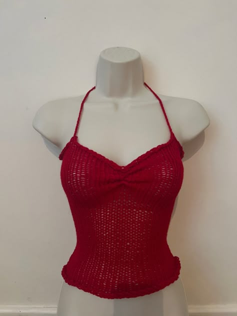 Can be made in custom colours✨🫶🏼 Red Crochet Skirt, Red Crochet Projects, Red Crochet Ideas, Crochet Too, Crochet Tops Ideas, Knitted Halter Top, Red Crochet Top, Crochet Tube Top, Halter Tie Top