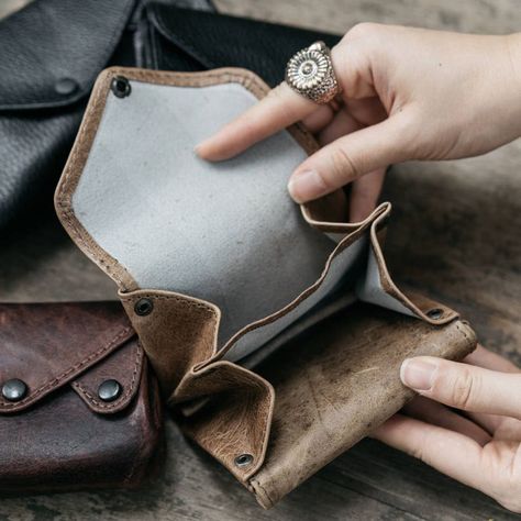 Coin Bag Pattern, Leather Change Purse, Accordion Wallet, Handmade Leather Boots, Wallet With Coin Pocket, Lake Atitlan, Red Wallet, Cute Wallets, Cell Phone Charger