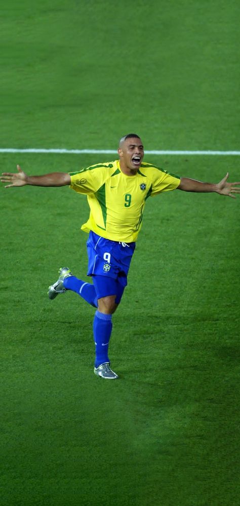 Ronaldo Brazil Wallpaper, R9 Ronaldo Wallpaper, R9 Wallpaper, Ronaldo Nazario Wallpaper, Ronaldo Brazil, Brazilian Soccer Players, Brazil Wallpaper, Ronaldo 9, Aryton Senna