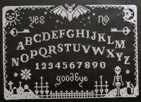 Ouija Ouija Cross Stitch, Cross Stitch Halloween Patterns, Goth Pixel Art, Subversive Cross Stitches, Cross Stitch Fonts, Corner To Corner Crochet, Halloween Cross Stitch Patterns, Pixel Crochet, Halloween Cross Stitches